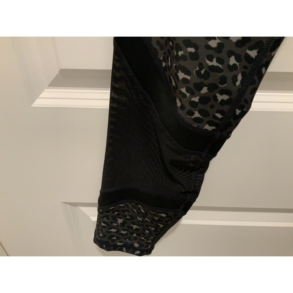 Fabletics Leggings - Picture 4 of 9